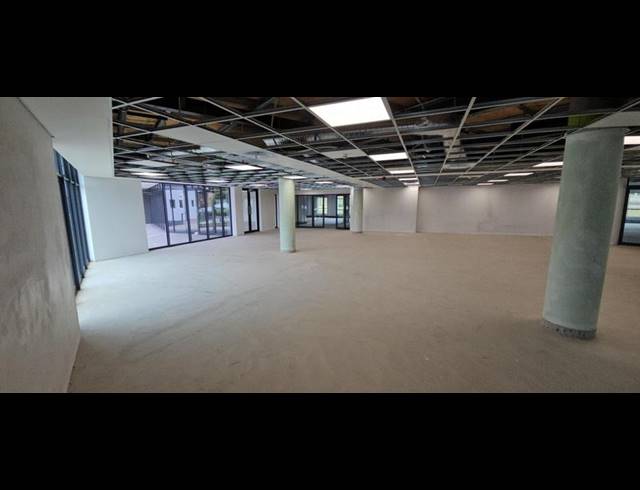 BUSINESS PROPERTY TO RENT IN VORNA VALLEY